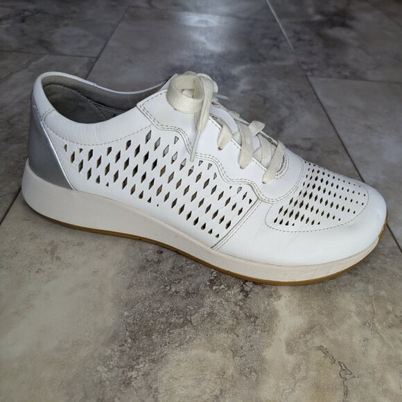 Dansko 'Charlie' Leather Sneakers (women's 40/9.5-10) - Picture 3 of 9